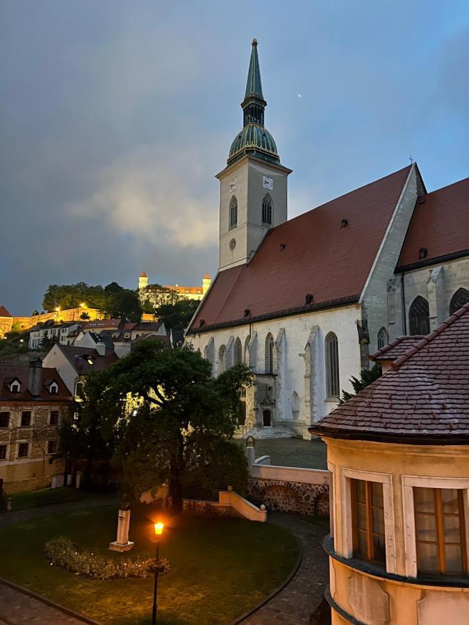 Апартаменты Csaky Palace Bratislava 1 Экстерьер фото